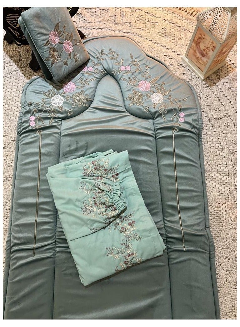 Ramadan Gifting Package Prayer Rug and Sheet with Quran Cover Set - Green - Image 1